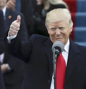 Donald Trump declara "vamos reconstruir o nosso país" Reuters