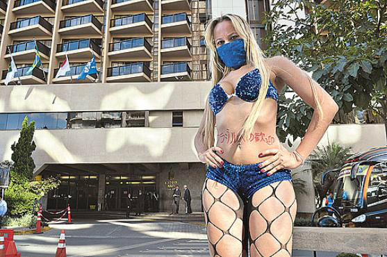 MC Bandida, cantora de funk e candidata, pode sair da campanha A cantora de funk afirma que não vai desistir das eleições
Correio Brasiliense - Arthur Paganini
Foto: Divulgação