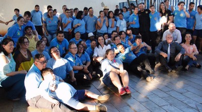 No mês das crianças, projeto que produz brinquedos dentro de penitenciária presenteia alunos especiais