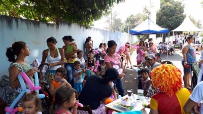 Ação de educação e promoção á saúde voltada para as crianças e idosos oferece serviços e aproxima comunidade