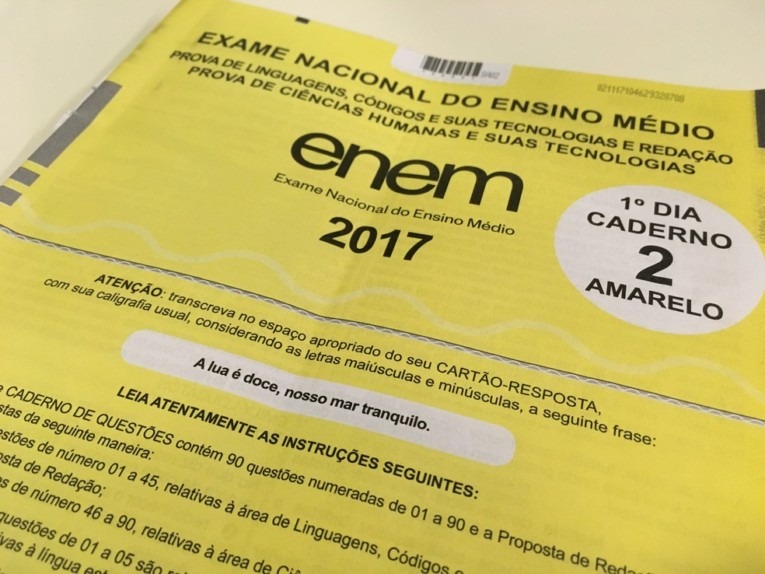 Caderno de prona do Enem 2017.