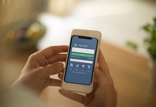 Demandas do consumidor podem ser resolvidas pelo celular Demandas do consumidor podem ser resolvidas pelo celular