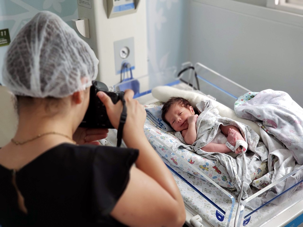 Maternidade realiza novo curso de assepsia para fotógrafos de parto Maternidade realiza novo curso de assepsia para fotógrafos de parto