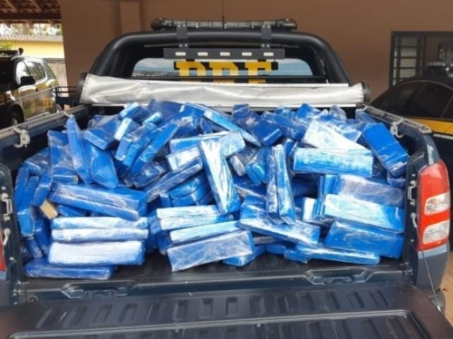 Após fuga, homem é preso com 345 quilos de maconha na BR-163