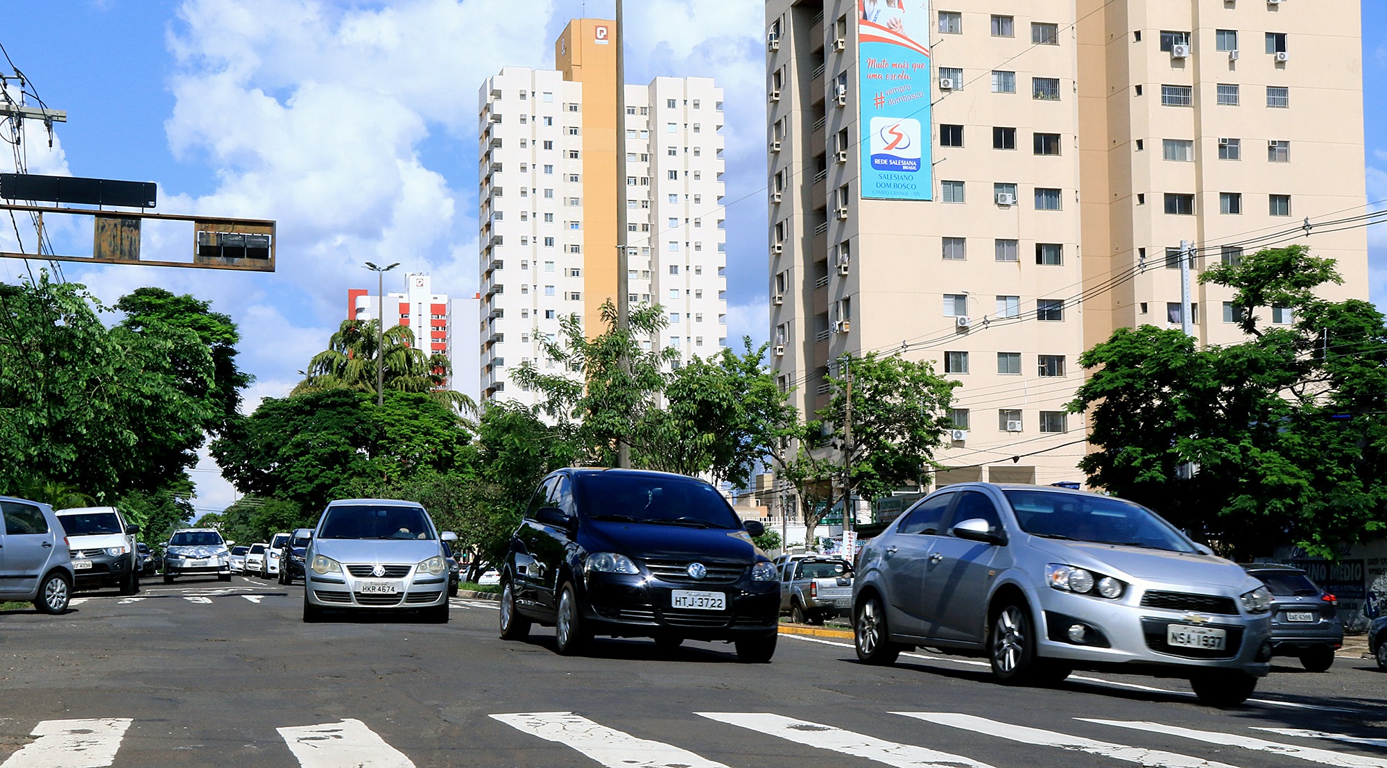 Junho é mês de pagar licenciamento de placas com final 3 e 4