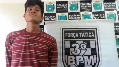 Rapaz foi preso por tráfico - Crédito: Osvaldo Duarte

 

