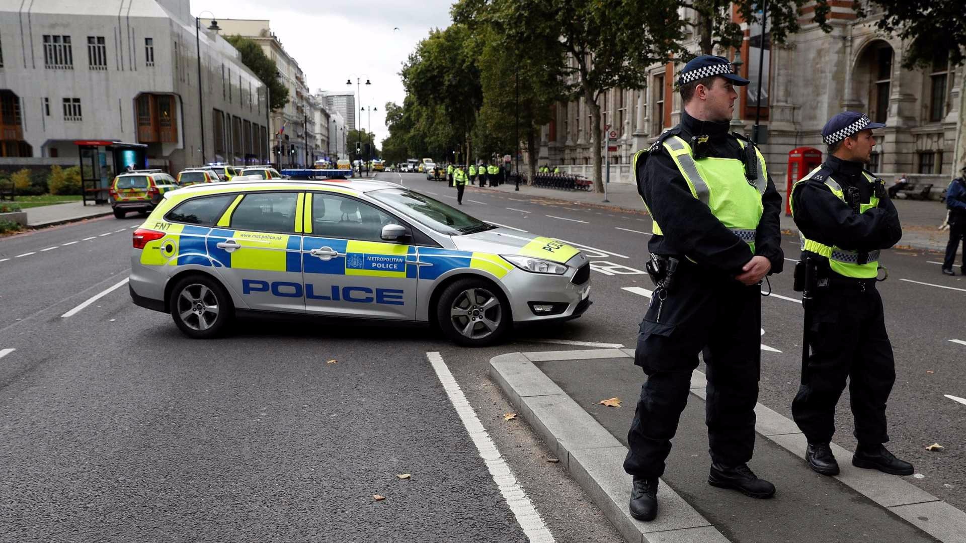 Peter Nicholls/Reuters