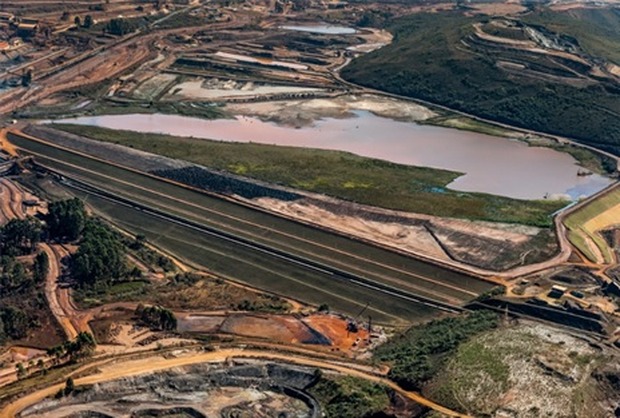 Vale reduz nível de emergência da Barragem Vargem Grande, em Minas Vale reduz nível de emergência da Barragem Vargem Grande, em Minas
