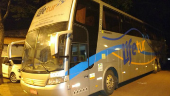 Ônibus transportava centenas de itens contrabandeados- Foto: Divulgação