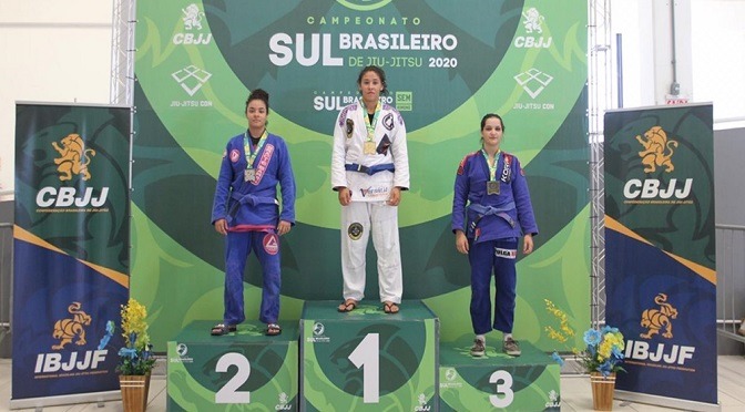 Atletas de MS faturam o ouro no Campeonato Sul-Brasileiro de Jiu-Jitsu Giovanna Jara de Souza conquistou o ouro em duas categorias
