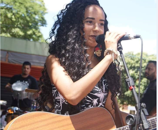 Sarau da Juventude acontece nesta sexta-feira na Plataforma Cultural Divulgação