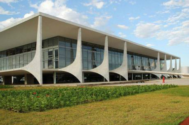 Dilma também terá acomodar aliados no segundo escalão do governo em estatais e autarquia
Douglas Lemos/R7 DF