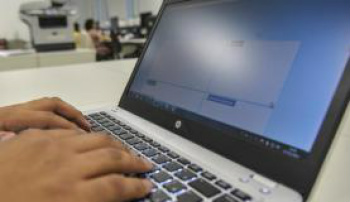 Especialistas alertam para o risco de novos projetos de lei em tramitação no Congresso reduzirem o direito à privacidade e à liberdade de expressãoAgência Brasil/EBC