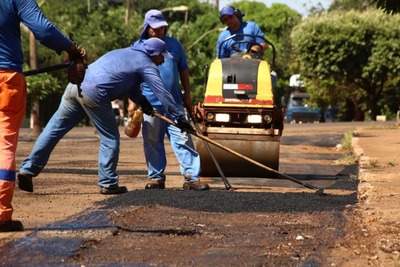 Prefeitura completa mais 72 mil metros quadrados de tapa-buraco Ações de tapa-buraco na rua Brasil contemplam necessidade da população local. Via é estratégica para o trânsito da região – A. Frota