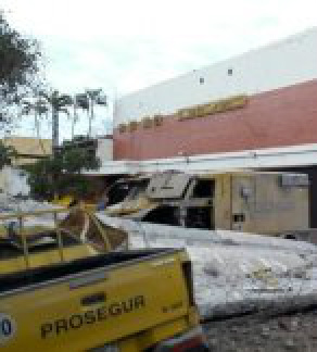 Grupo armado leva US$ 40 milhões de transportadora de valores no Paraguai