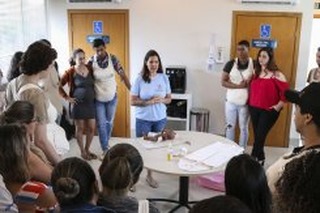 Programa de prevenção ‘Casal Grávido’ inicia agendas de cursos de 2020 no próximo sábado