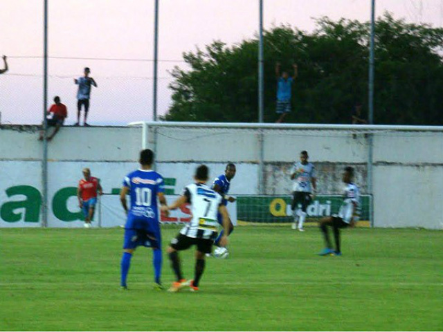Com vitória, Corumbaense fica perto da classificação para segunda fase e decreta destino do Aquidauanense (Foto: Diário Corumbaense)