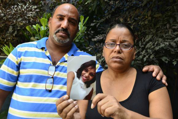 Mãe de jovem morta por PM do Rio pede fim da impunidade de policial Ironildo Motta da Silva e Sônia Vargas Motta, pais da jovem Haíssa, defendem o fim da impunidade policialTânia Rêgo/Agência Brasil