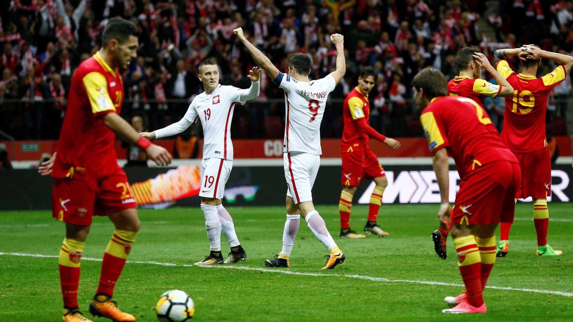 Polônia bate Montenegro e confirma vaga na Copa REUTERS/Kacper Pempel