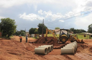 Obra evita que o asfalto se deteriore rapidamente com o fluxo recorrente das chuvas. (Foto: Divulgação/ PMCG)