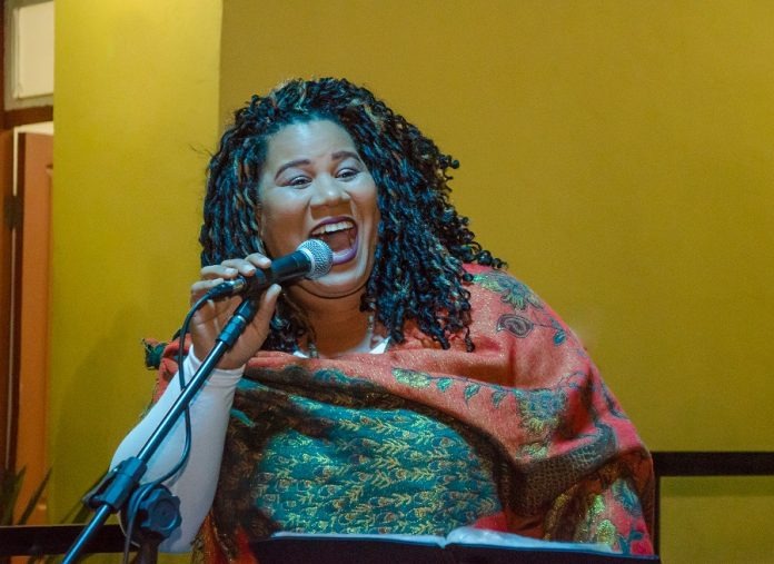 Happy hour do Morada dos Baís tem samba, rock e fusão de ritmos