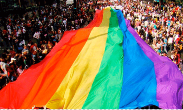 Parada da Cidadania LGBT e Show da Diversidade acontecem neste sábado Tema deste ano é ‘LGBTFobia é crime sim’.
