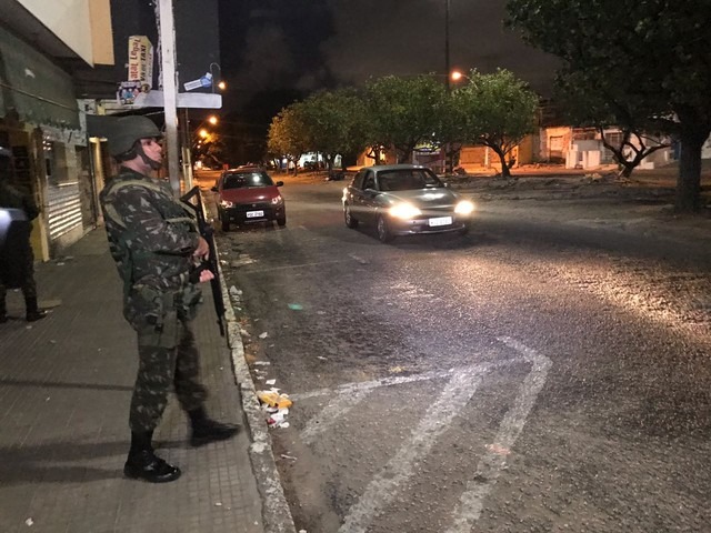 Com polícia parada, governo do RN transfere controle da segurança ao Exército Exército diz objetivo é centralizar o planejamento das ações na capital e em Mossoró - Foto: Kleber Teixeira/Inter TV Cabugi