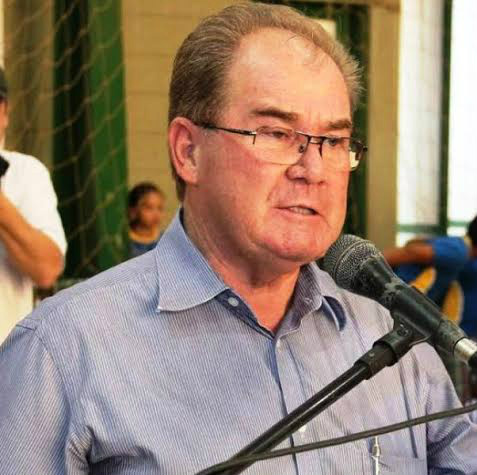 Verador Idenor apoia PCCR do funcionalismo municipal Vereador Idenor Machado votou a favor do PCCR ( Foto: Divulgação/Assessoria)