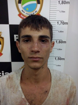 Homem foi autuado em flagrante na tarde de terça-feira em Dourados - Foto: Osvaldo Duarte