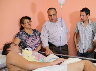 Saúde investiga mistério que deixou homem de cama após ir ao posto Jamal durante visita a Juninho nesta quarta-feira (Foto: Marcos Ermínio)