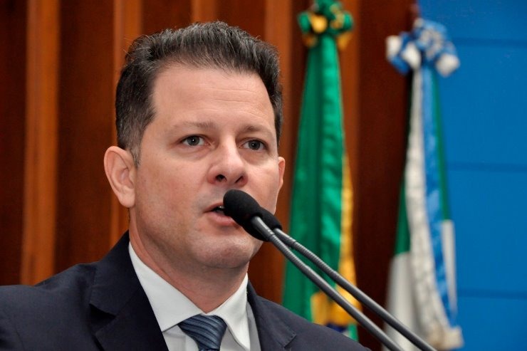 Deputado comemora decisão que beneficia produtores de mandioca Renato Câmara comemora decisão favorável à produtores
Luciana Nassar/ALMS