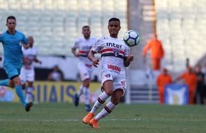 Everton em ação pelo São Paulo, domingo, em Fortaleza (Foto: Rubens Chiri/saopaulofc.net)

