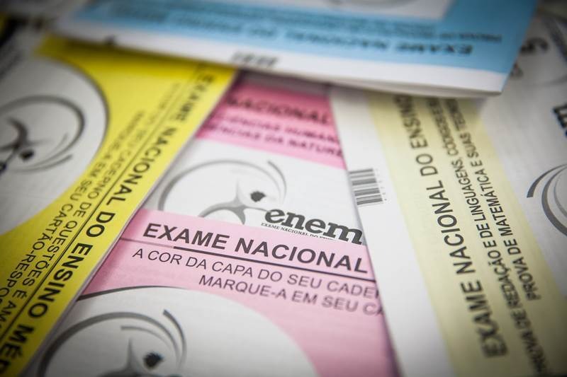 Inep aprova 87% dos pedidos de isenção da taxa de inscrição do Enem Inep aprova 87% dos pedidos de isenção da taxa de inscrição do Enem