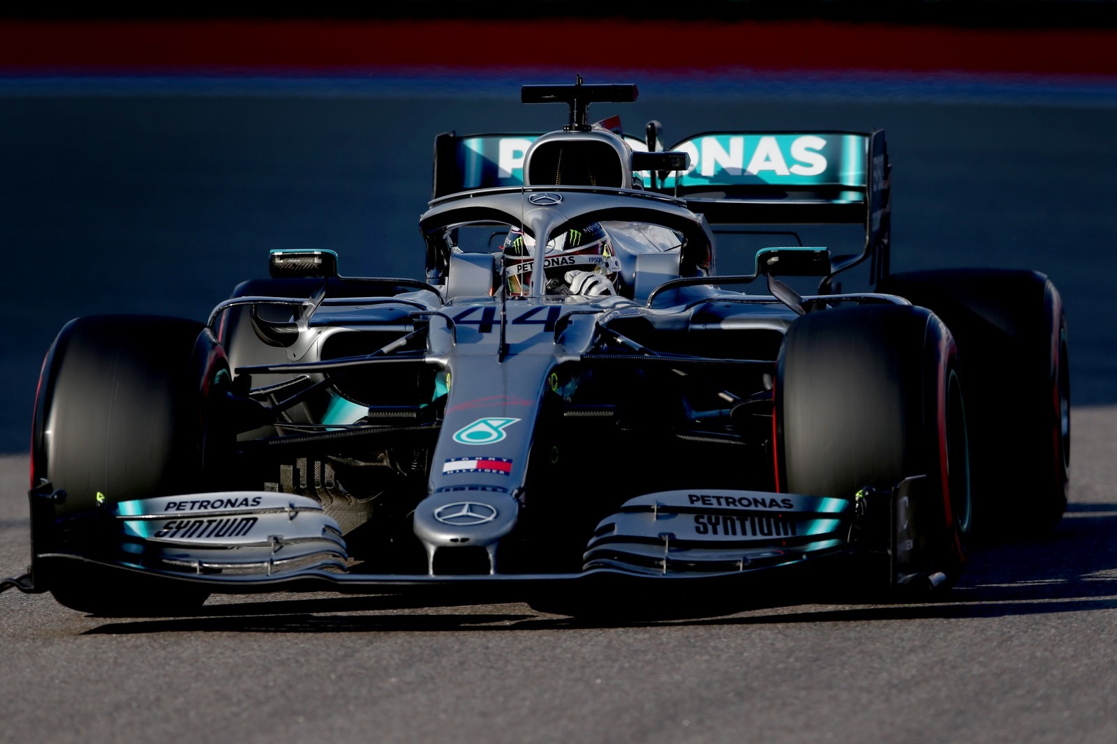Hamilton vence na Rússia ajudado por safety car virtual Getty Images