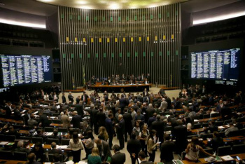 Maia encerra votação do socorro a estados após uma contrapartida ser rejeitada