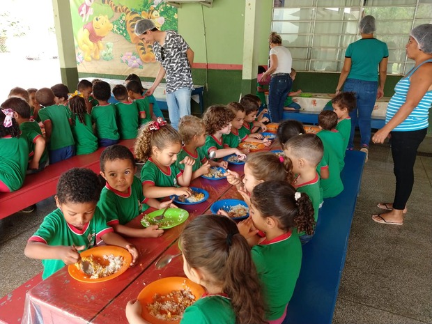 Prefeitura de Bataguassu quer inserir peixe no cardápio da merenda escolar Prefeitura de Bataguassu quer inserir peixe no cardápio da merenda escolar