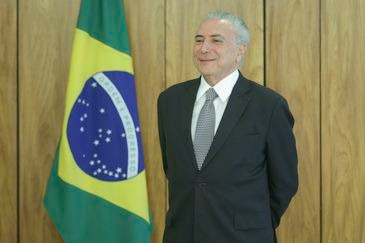 Temer adia novamente viagem à Ásia, que ocorreria em maio O presidente Michel Temer recebe credenciais de novos embaixadores - Fabio Rodrigues Pozzebom/Agência Brasil