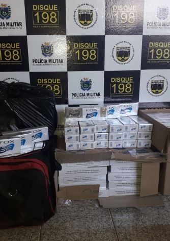 Quatro mulheres são flagradas em ônibus com produtos sem origem fiscal na fronteira Quatro mulheres são flagradas em ônibus com produtos sem origem fiscal na fronteira