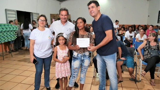 Prefeitura entrega mais de 60 certificados e abre novos cursos no Aero Rancho