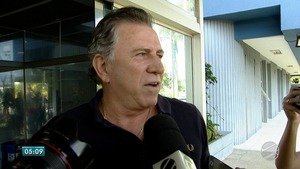 Defesa promete agravo no STF contra prisão de Giroto, Ana Paula Amorim e outros 3 Edson Giroto chegando à sede da PF nesta terça-feira (8) (Foto: Reprodução / TV Morena )