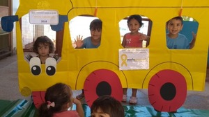 Com atividades lúdicas, Semed desperta alunos para trânsito seguro