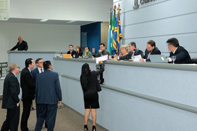 Dois Vetos são mantidos e um Projeto aprovado na sessão desta terça-feira Dois Vetos são mantidos e um Projeto aprovado na sessão desta terça-feira