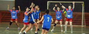 Escola de Dourados participam amanhã do 1º Festival de Handebol Escola de Dourados participam amanhã do 1º Festival de Handebol