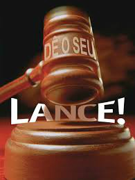 De caneca quebrada a notebook incompleto! Leilão da Receita Federal tem itens bizarros à venda De caneca quebrada a notebook incompleto! Leilão da Receita Federal tem itens bizarros à venda