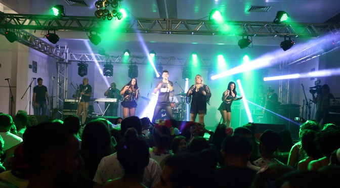 Além de integrar servidores e resgatar o estilo retrô, o 4° Baile do Servidor vai premiar os servidores mais caracterizados.