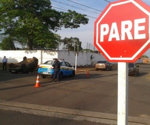 Carro teria avançado preferencial - Paulo Ribas