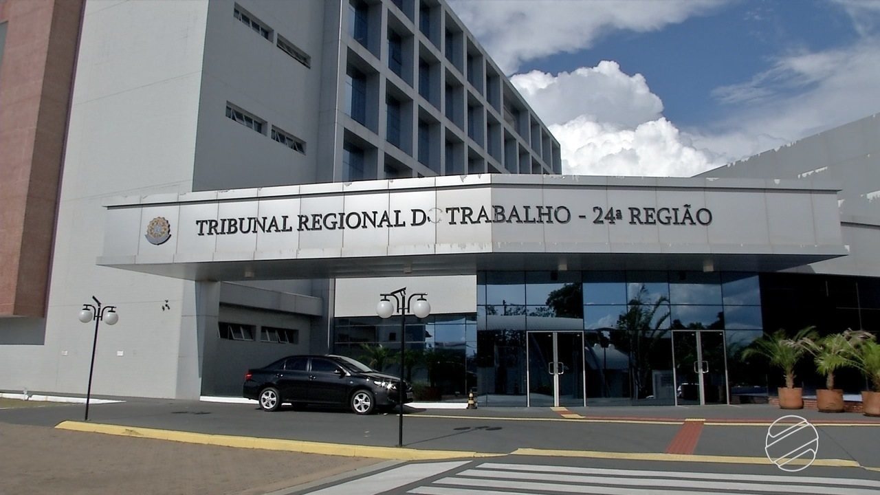 Encerram na segunda as inscrição para seleção de estagiários no TRT