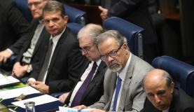 O ministro da Segurança Pública, Raul Jungmann, durante sessão plenária do Senado para discutir violência e segurança pública. Fabio Rodrigues Pozzebom/Agência Brasil