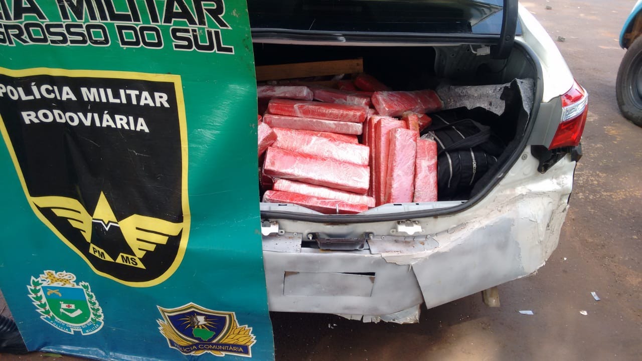 Polícia prende motorista com maconha na MS-164