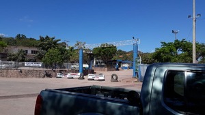 Porto Seco de Corumbá foi novamente fechado às 6h desta segunda e fronteira será totalmente bloqueada às 13h (de MS). (Foto: Setlog Pantanal/Divulgação)
